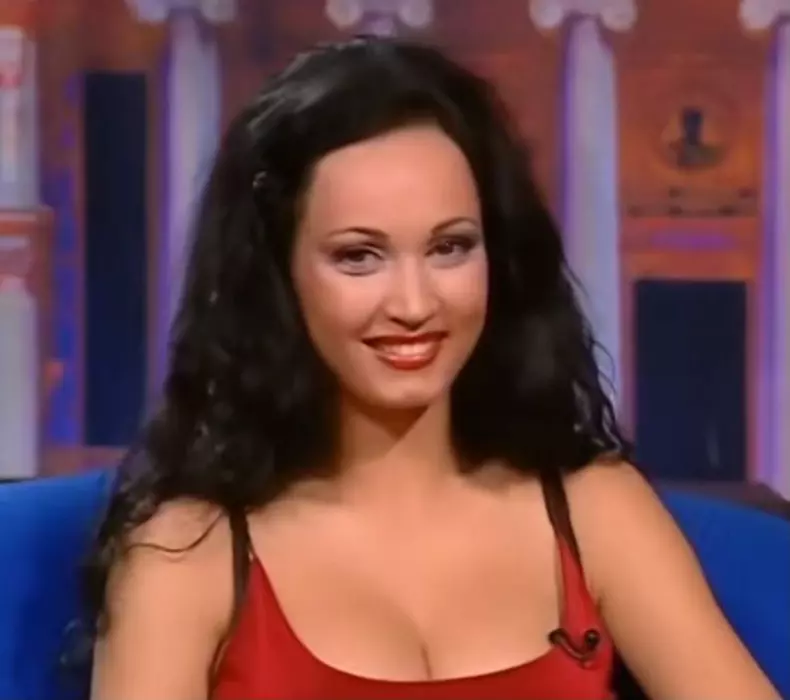 Nicoleta luciu pe vremea cand avea 20 de ani
