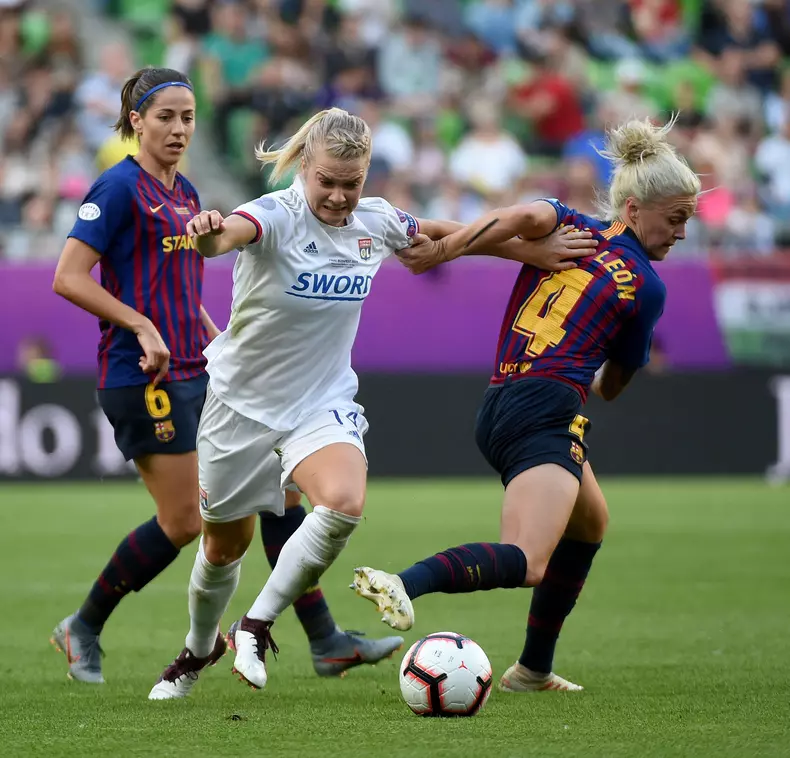 Olympique Lyon vs FC Barcelona