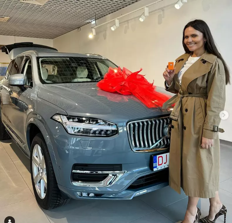 cristina-siscanu-madalin-ionescu-masina-1