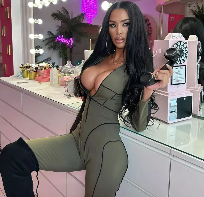 Daniela Crudu (6)