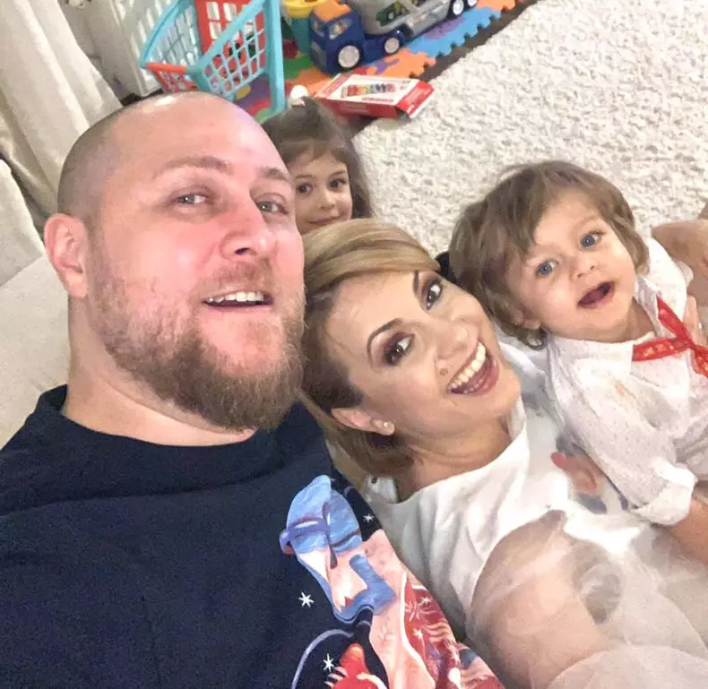 simona-gherghe-si-familia-5