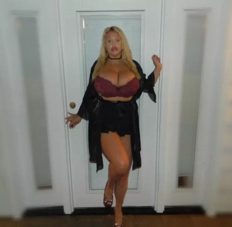 Plastic Jessica Rabbit ***EXCLUSIVE***