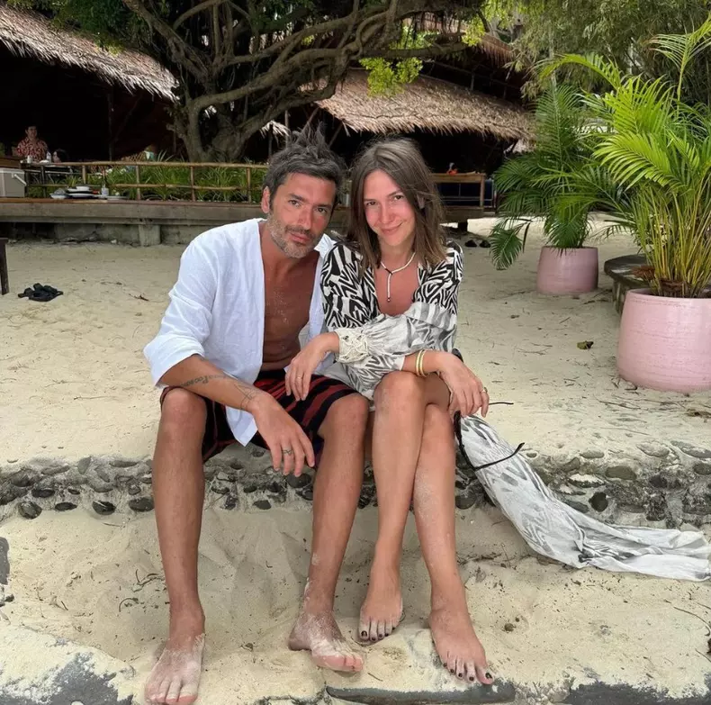 adela-popescu-in-costum-de-baie-10