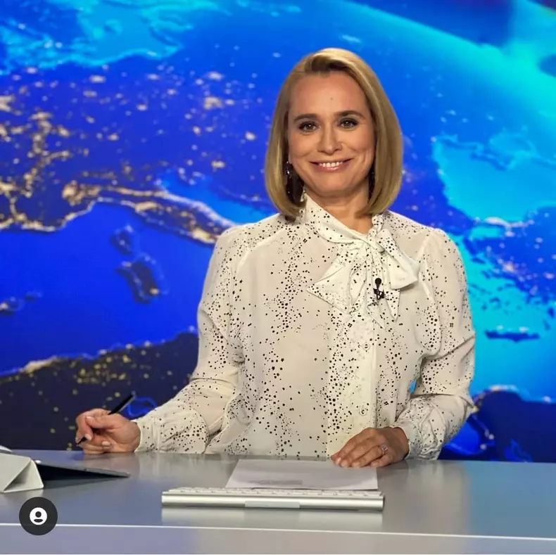 andreea esca imbracata de maria marinescu la strile pro tv (2)