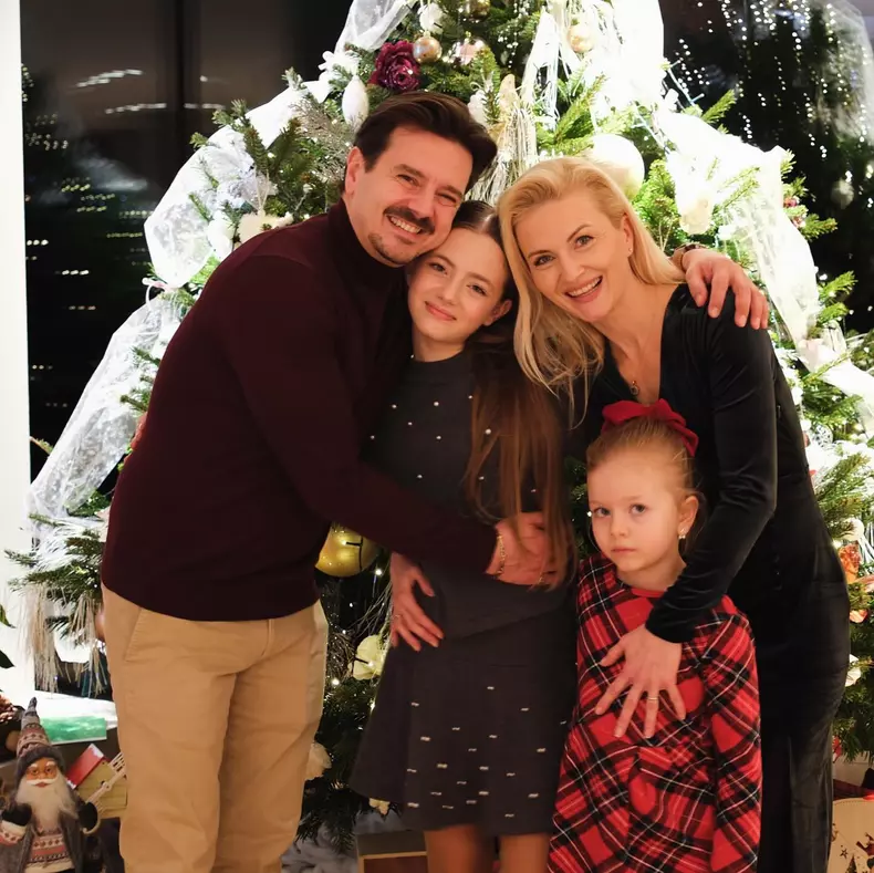 Mihai petre si familia
