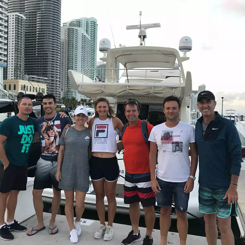 29594593_2006236106073052_4810488512236728892_n