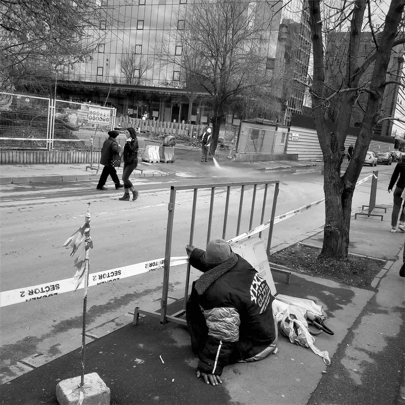 Și Pipera are oameni ai străzii. Ei sunt singurii rezidenți care nu se grăbesc niciodată.