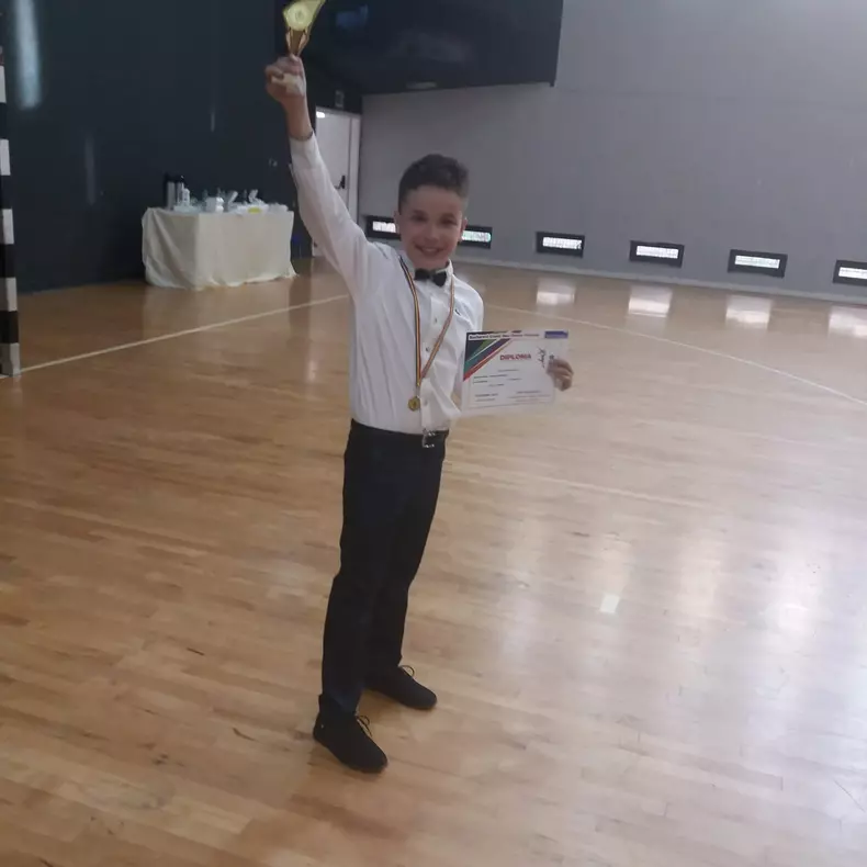 Băiețel de 11 ani care trebuie operat la inima