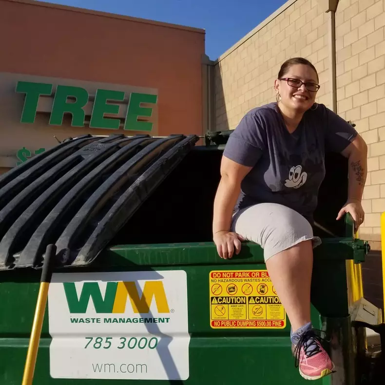 Dumpster-Diving Mum ***EXCLUSIVE***