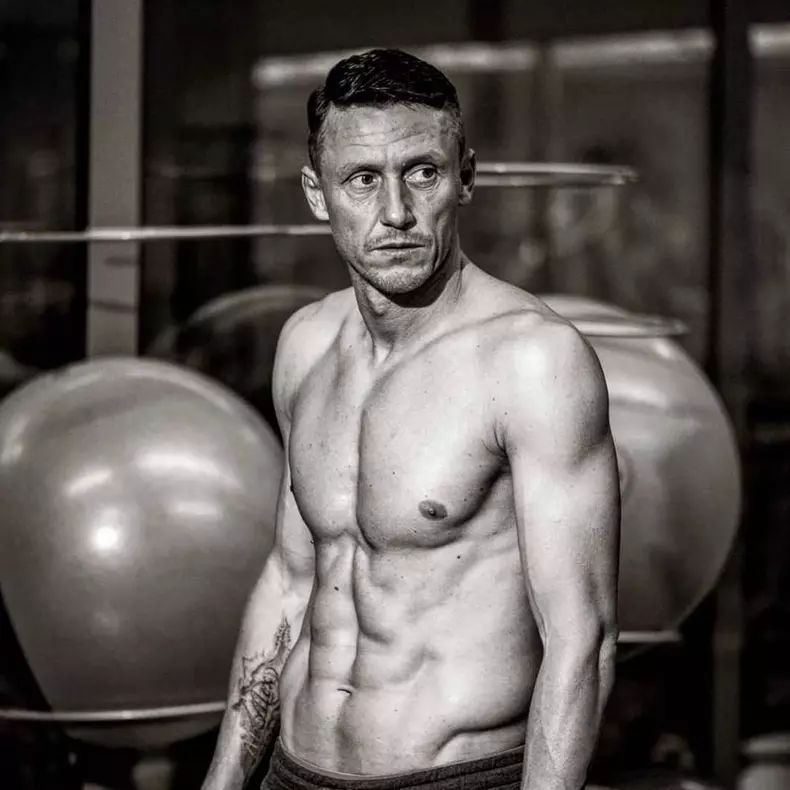 31430500_844286389103848_7532306879704203264_n