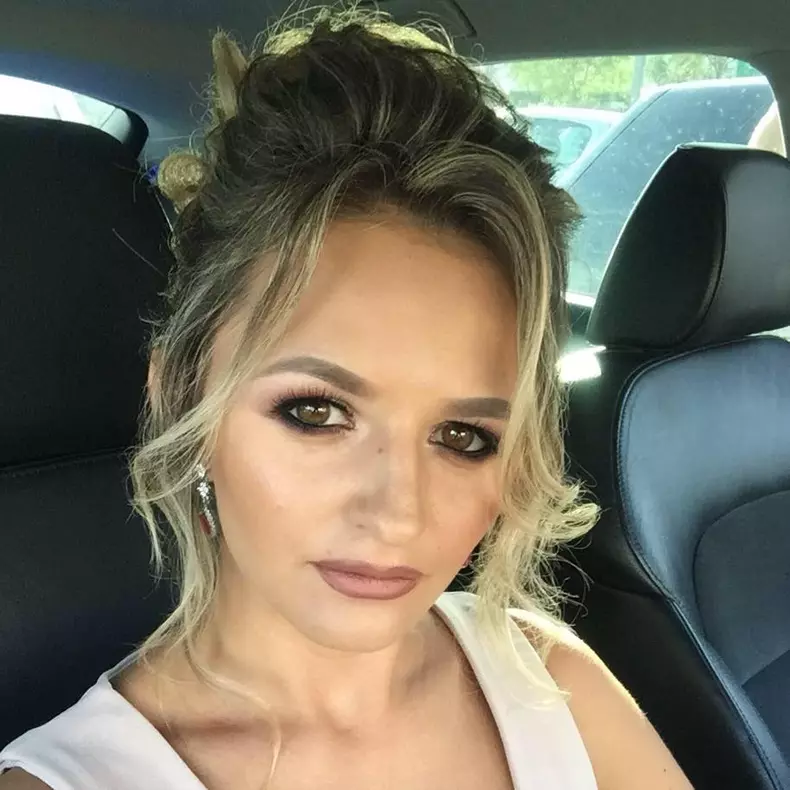 Anamaria Suru e tânăra găsită moartă în pădurea Secu din Caraș-Severin (3)