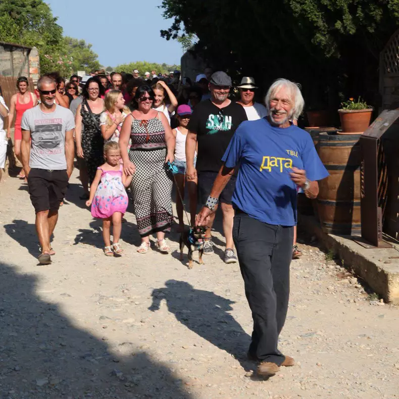 51715808_977846649078594_4816057381462999040_o