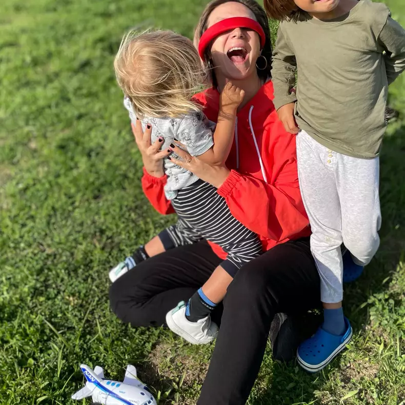 adela popescu si copiii sai 2