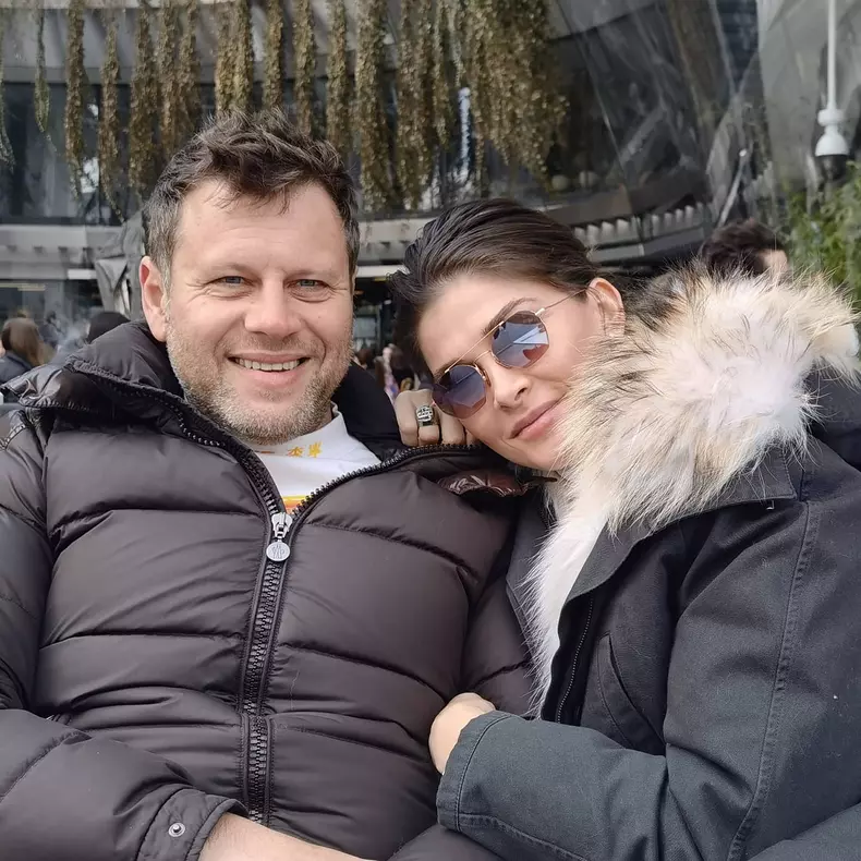 alina puscas si sotul 1