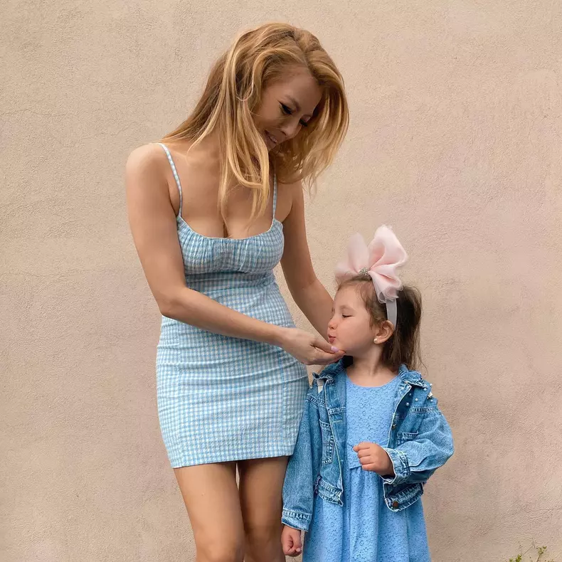 elena gheorghe si fiica sa 2