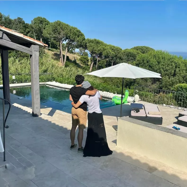 mihaela radulescu in vacanta cu iubitul si fiul (1)