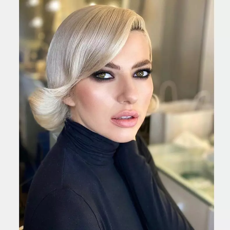 lidia buble si barbat misterios 2