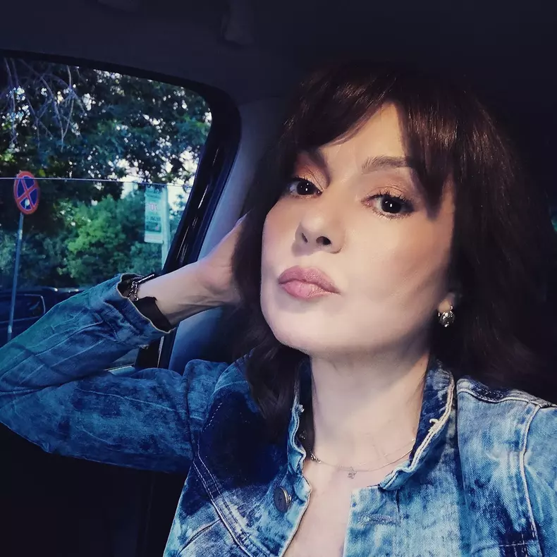 oana sirbu 53 de ani 1