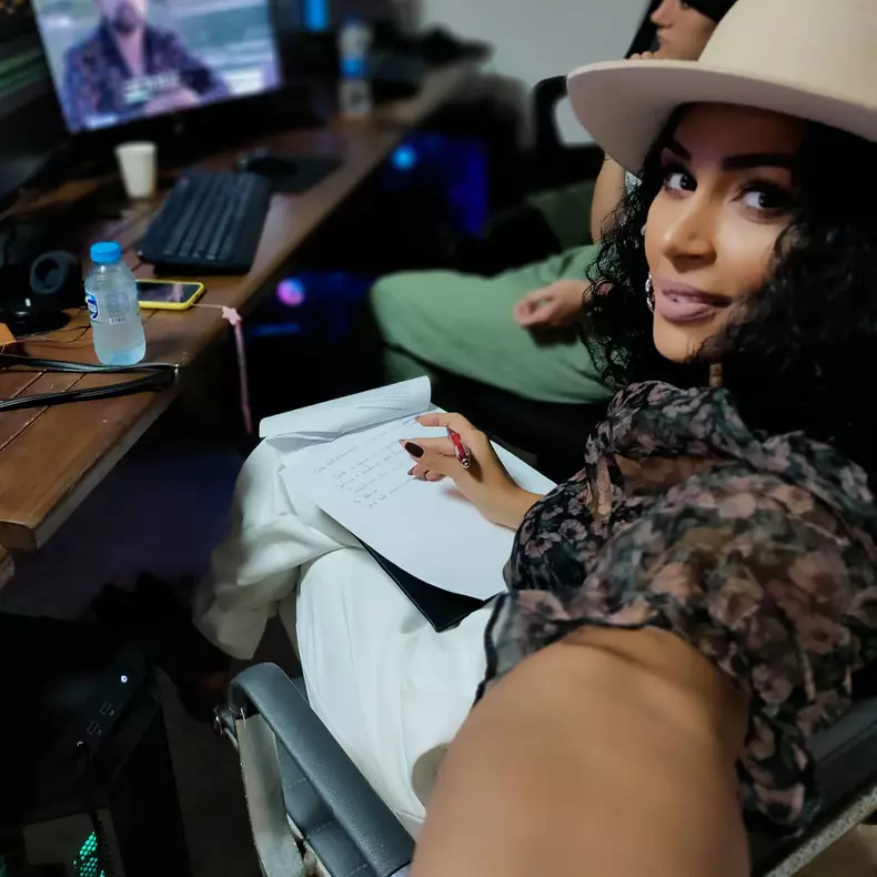 majda-aboulumosha-emisiune-la-pro-4