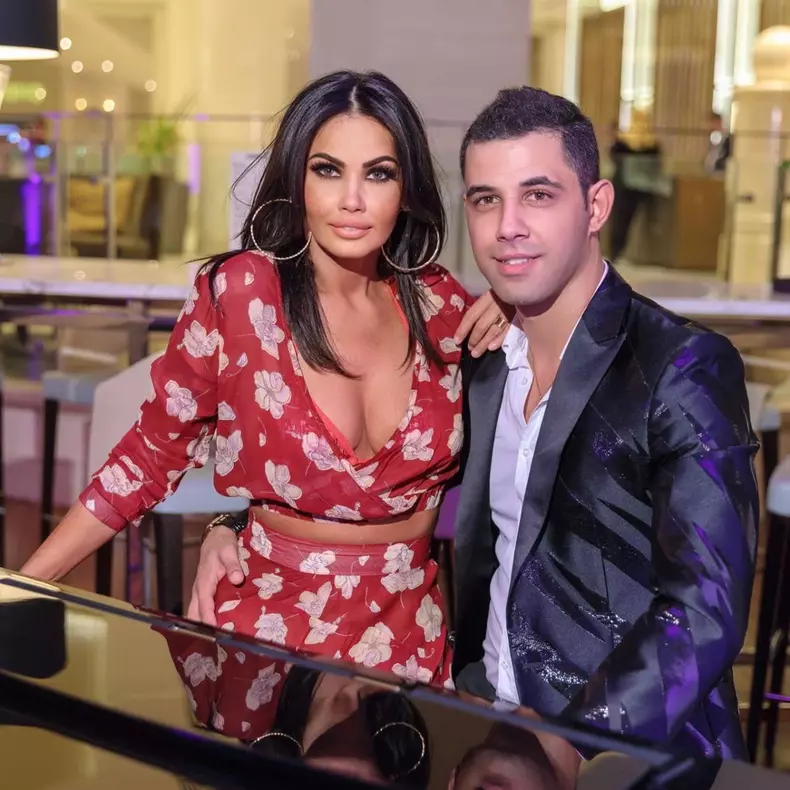 oana-zavoranu-si-alex-ashraf-scandal-1