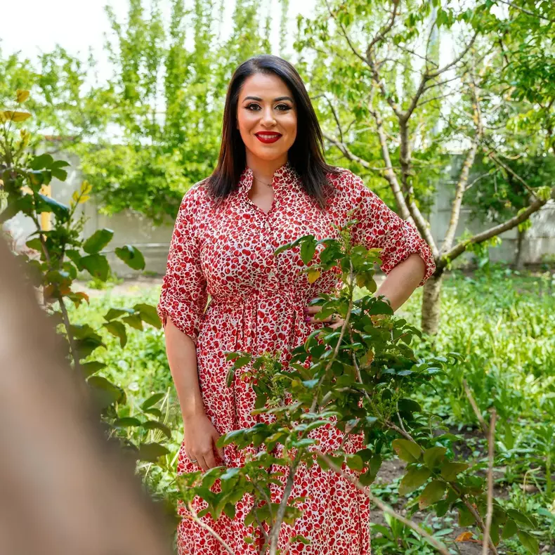 2840742845763218573898721724021327662098057n