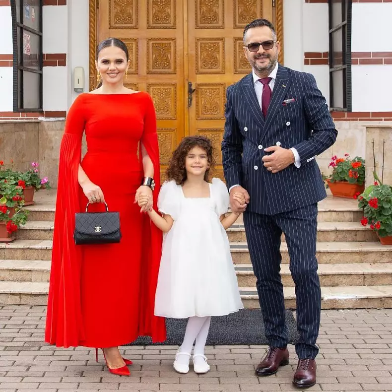 3052928376373899210779521071326520543130152n