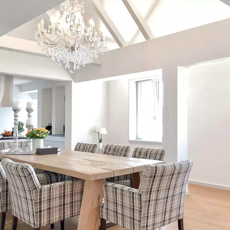 6252112122404880496013561208778799831842816n