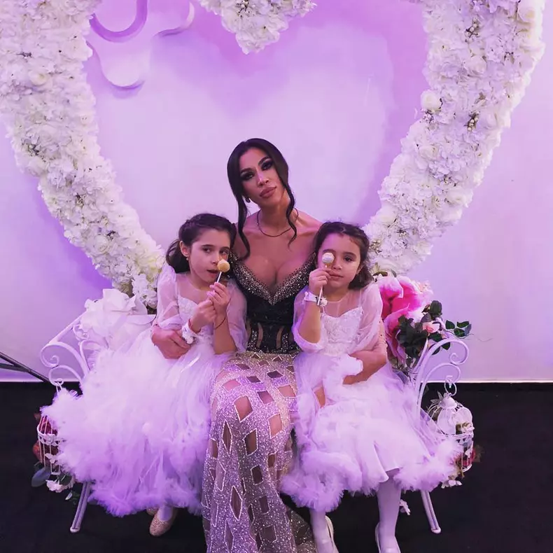 7351358019178445150283396269230351697051648n