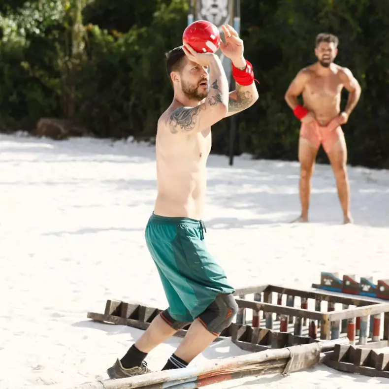 32914385912887067919898135587655842526960292n