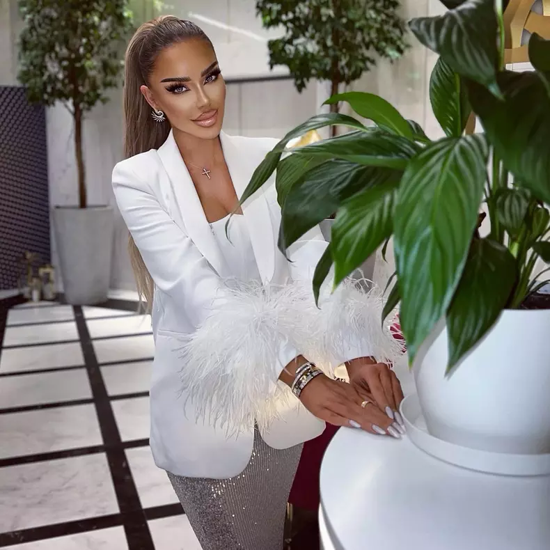 bianca-dragusanu-la-piata-8