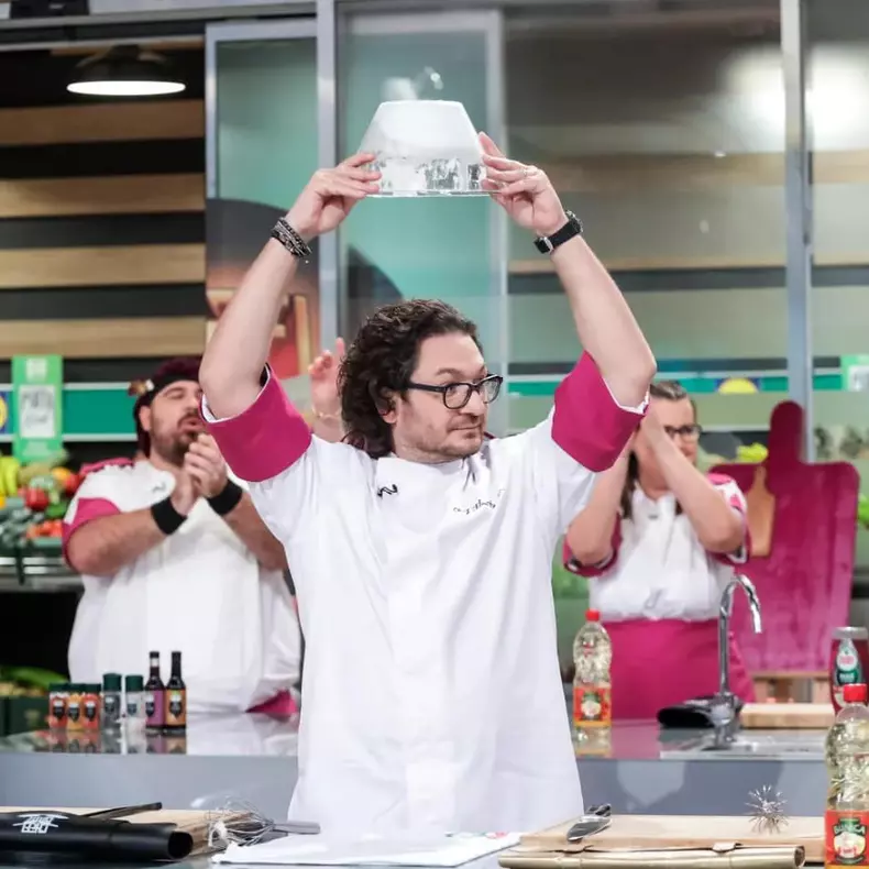 3859079378685261779629292251754458180518232n