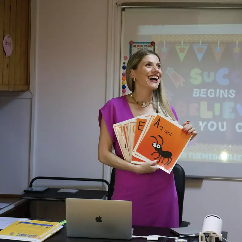 Tily Niculae - profesoară de engleză (4)