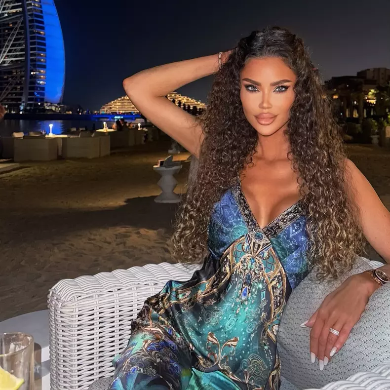 Bianca Drăgușanu (27)