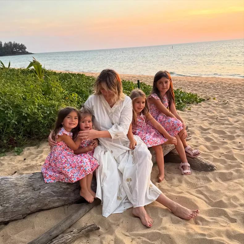 Laura Cosoi este însărcinată pentru a cincea oară (3)