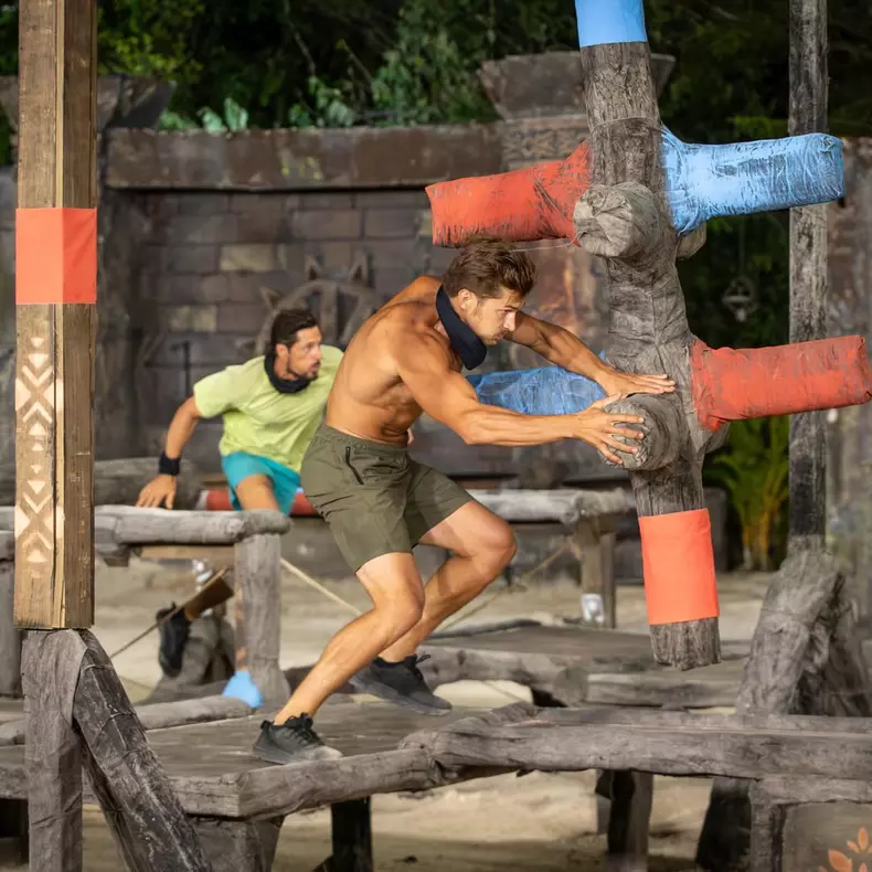 duel Lucian și Alberto Survivor (9)