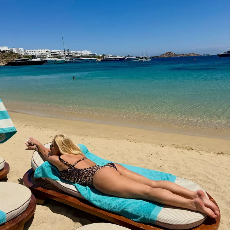 Vica Blochina în costum de baie (8)