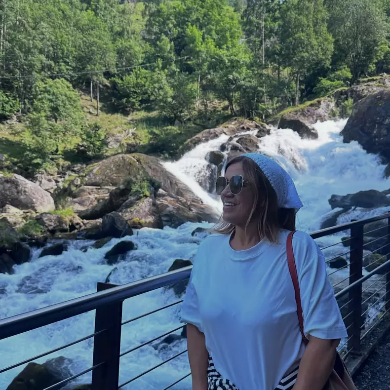 Mirela Retegan in vacanta (6)