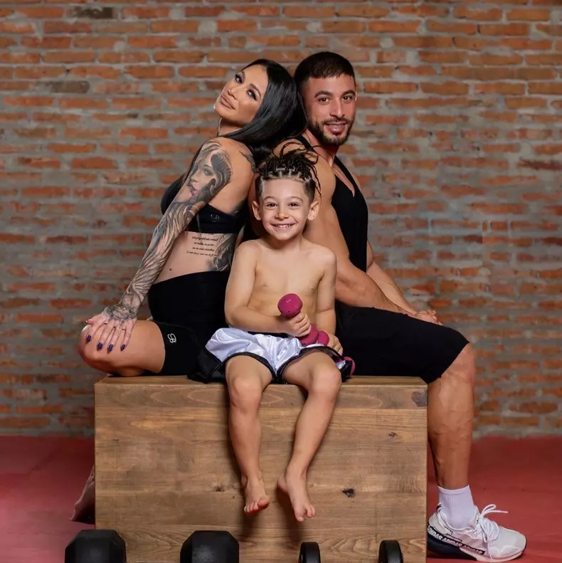 roxana-vancea-si-sotul-4-2