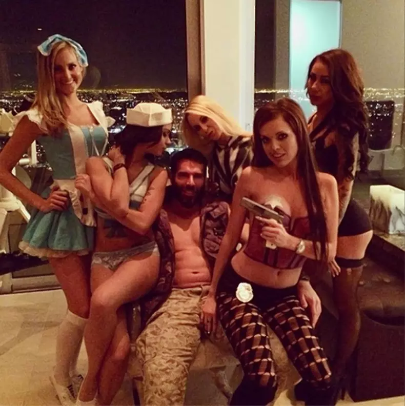 bilzerian4.jpg