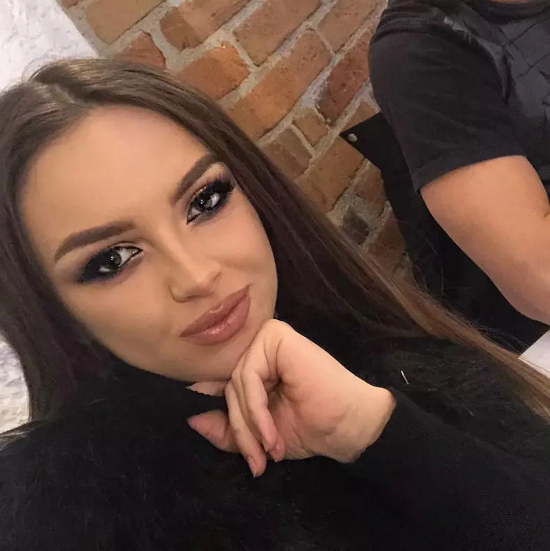 Cristina Hoadrea, iubita lui Cătălin Căbuz