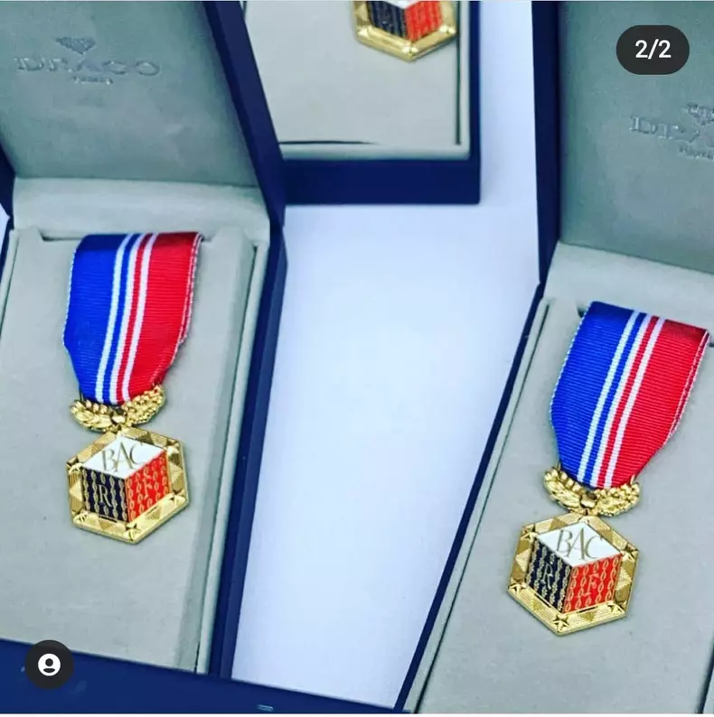 fiul andreei esca a absolvit liceul (2)