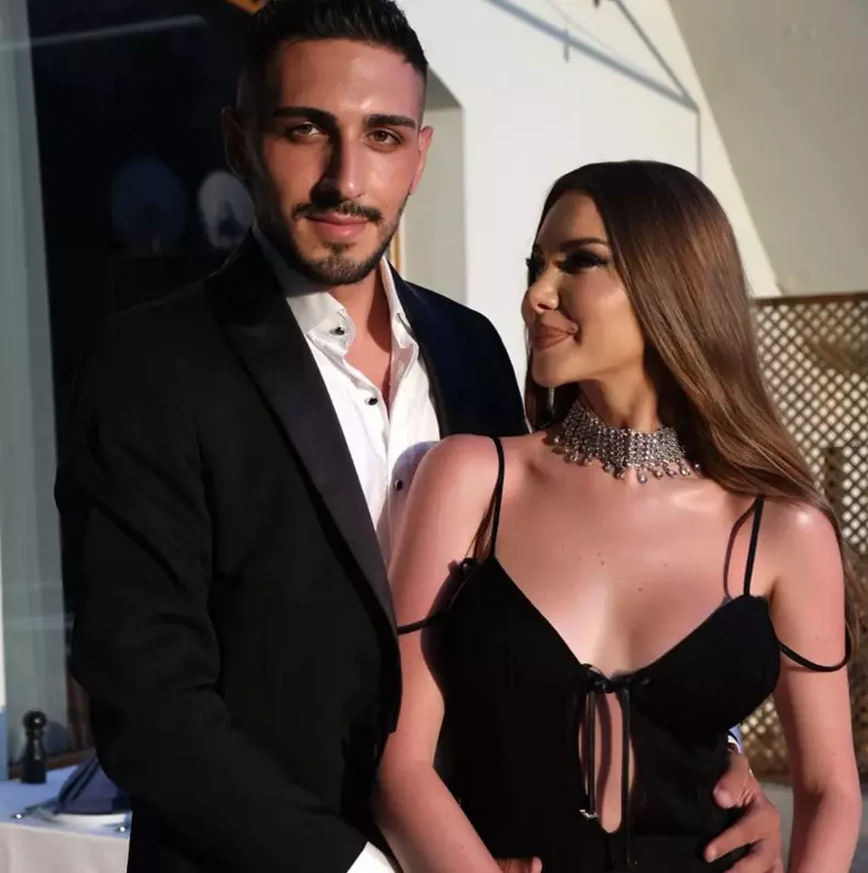 otilia-bilionera-s-a-casatorit-cu-iubitul-turc-5