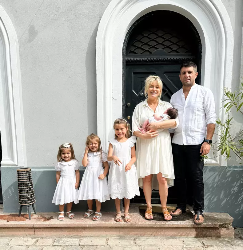 laura-cosoi-patru-fetite