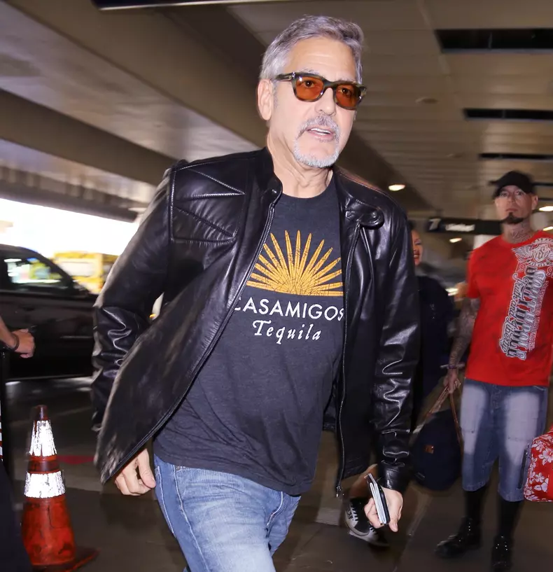 PREMIUM EXCLUSIVE George Clooneyin a rush at LAX