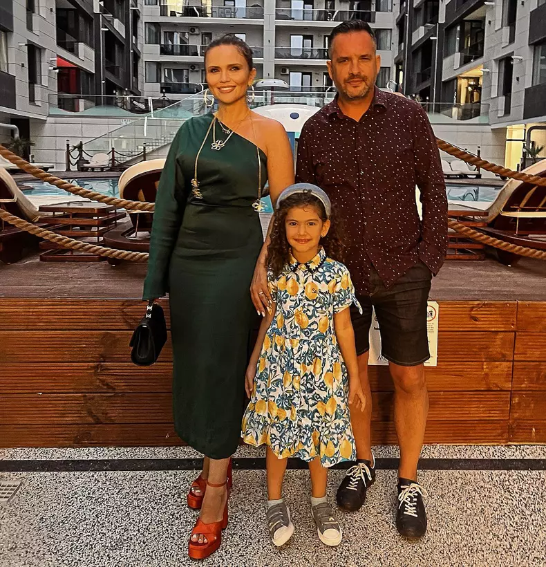 fetita-cristina-siscanu-madalin-ionescu-scoala-privata-8