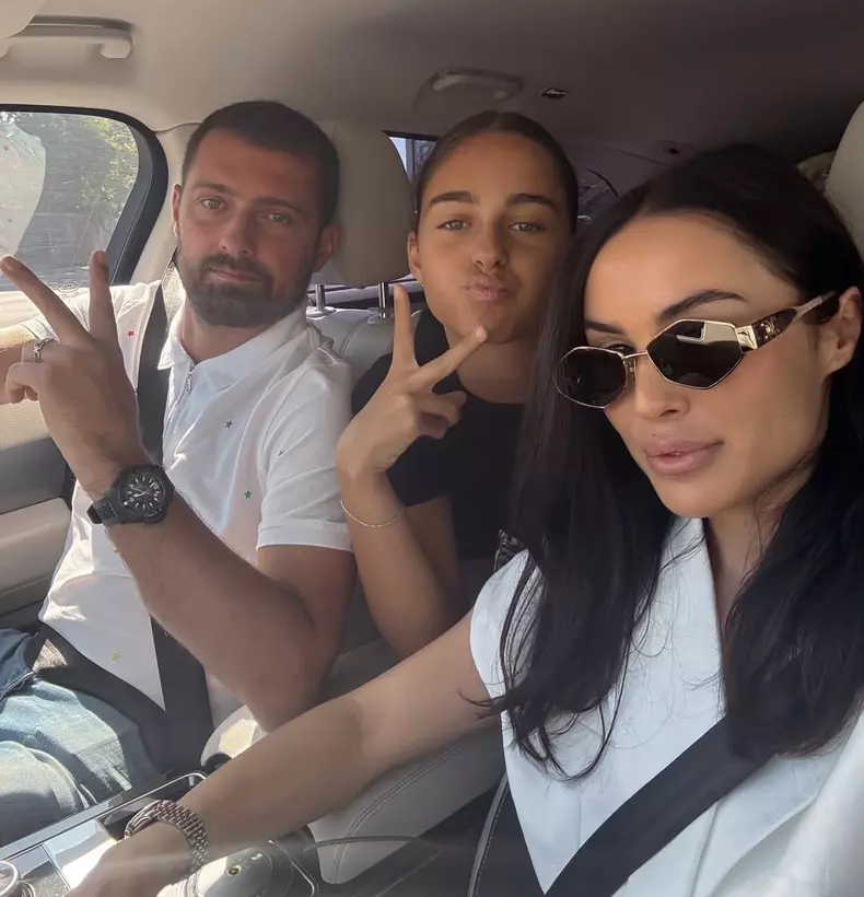 Fiica lui Gabi Tamaș (1)