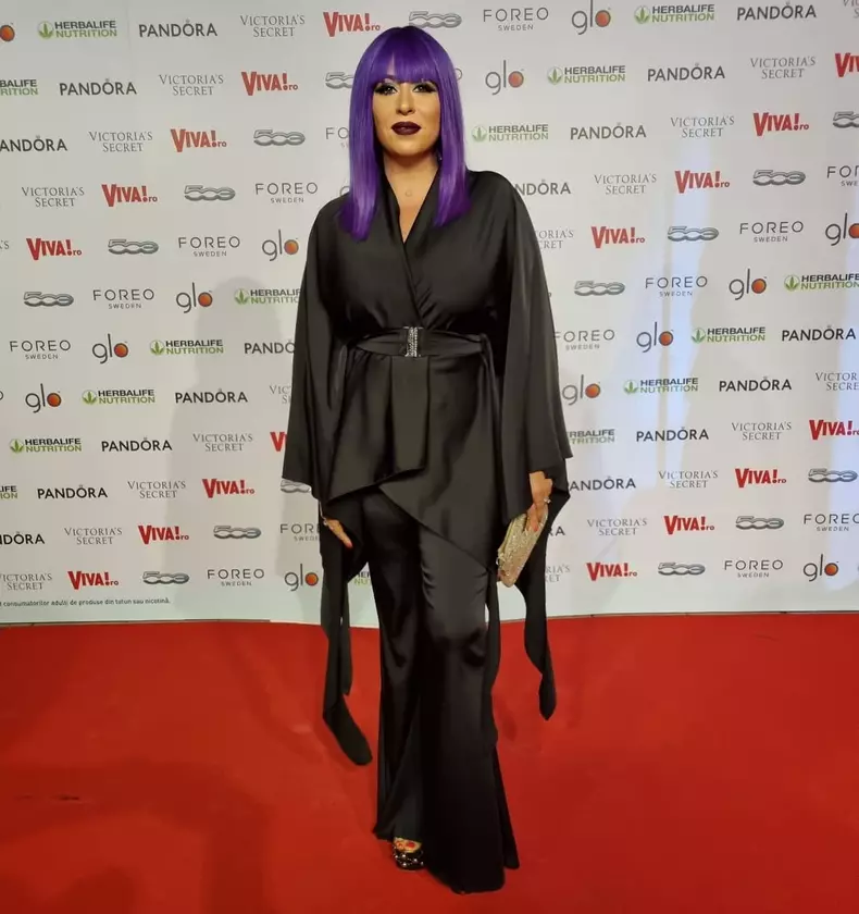 oana-roman-la-viva-party