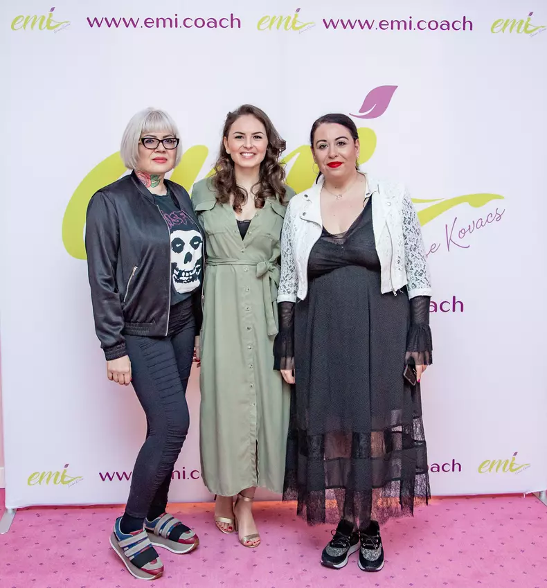 61542067418717908859365479363112382758912n