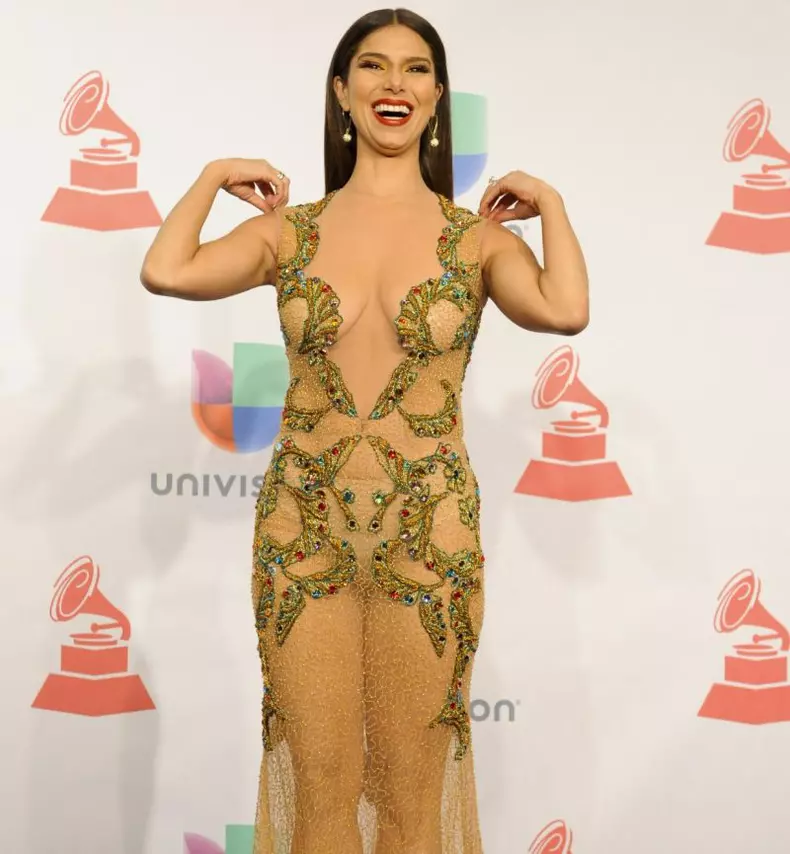 Roselyn_Sanchez_hepta_2.jpg