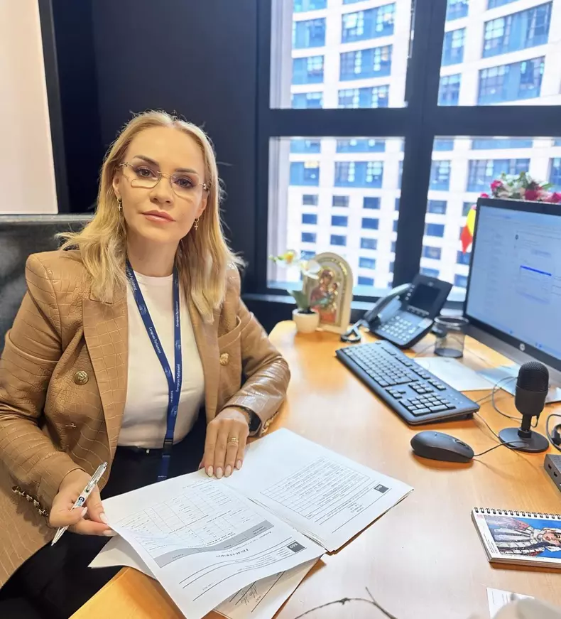Gabriela Firea (2)